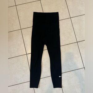 Maternity Nike leggings